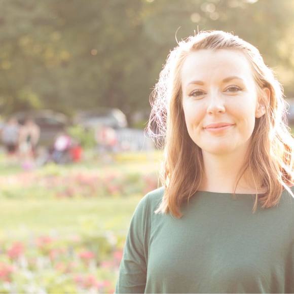 Meet your Posher, Zoe - Picture 1 of 1